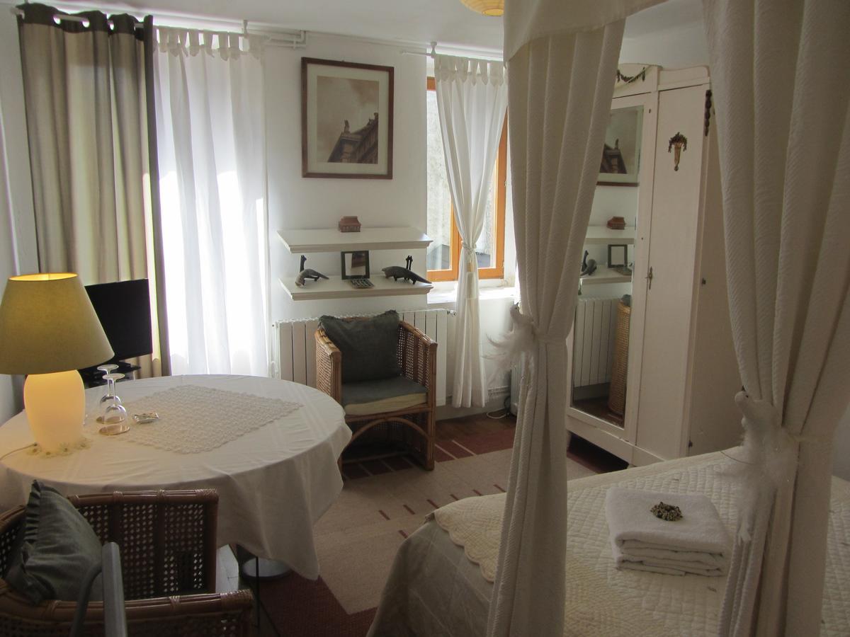 La Maison De Natasha Castillon-en-Couserans Esterno foto