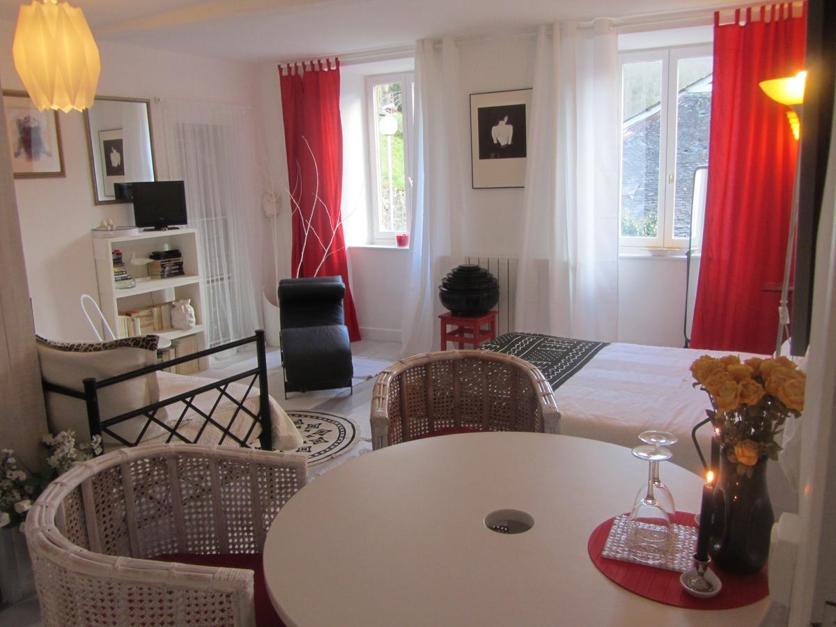 La Maison De Natasha Castillon-en-Couserans Esterno foto